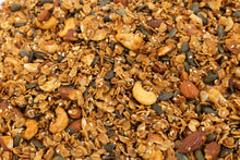 Load image into Gallery viewer, Cashew and almond GRANOLA
