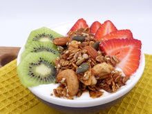 Load image into Gallery viewer, Cashew and almond GRANOLA
